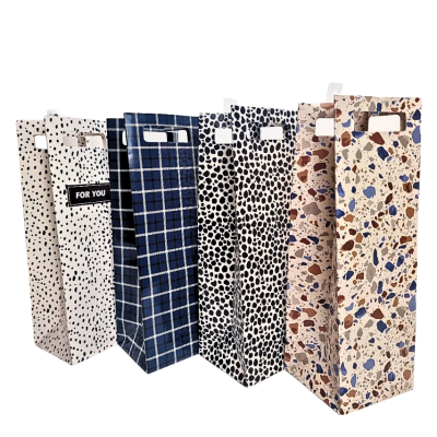 Maišelis buteliui (12,5*37,5*11,2 cm)