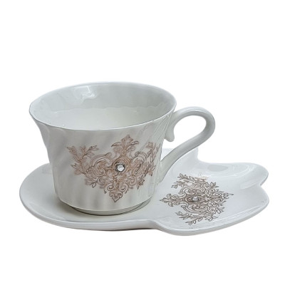 Puodelis su lėkštute (6 cm)