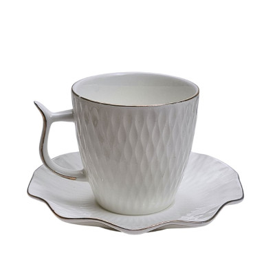 Puodelis su lėkštute (7 cm)