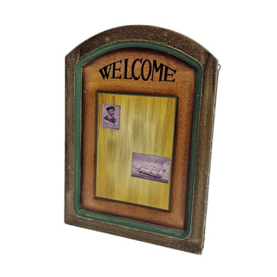 Medinė dėžutė raktams (23 cm)