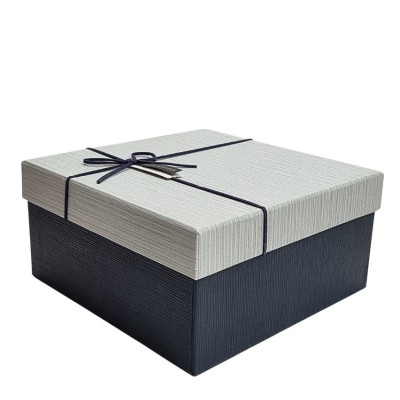 Dėžutė dovanoms (21*21*10.5 cm) 2
