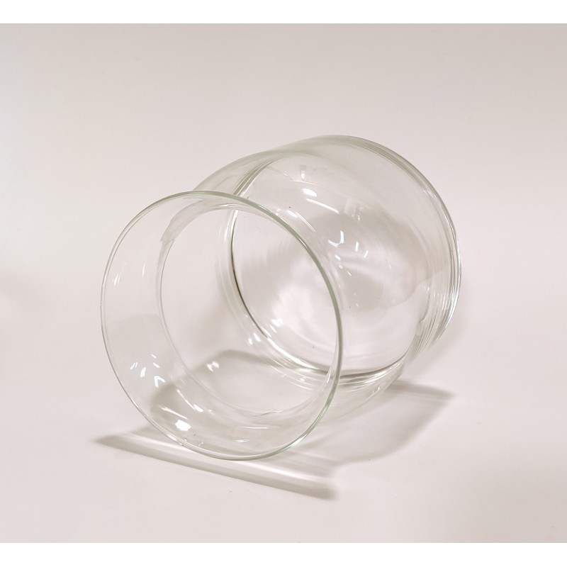 Vaza stiklinė (15 cm)