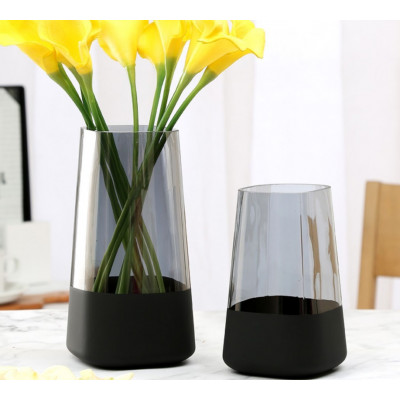 Vaza stiklinė ( 23cm ) 4