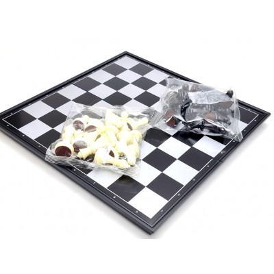 Žaidimas šachmatai (32*32*4cm) 1