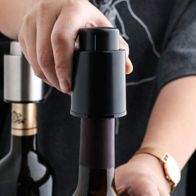 Vakuuminis kamštis vyno buteliui (D4.5 H7.2cm) 10